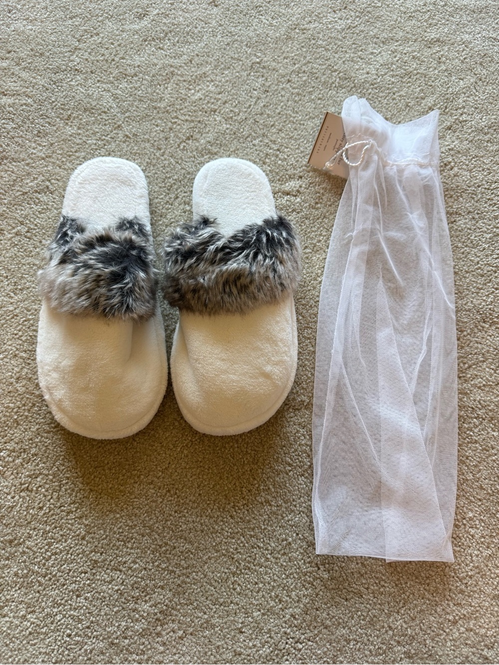 Pottery Barn White Slippers with Gray Faux Fur Trim
